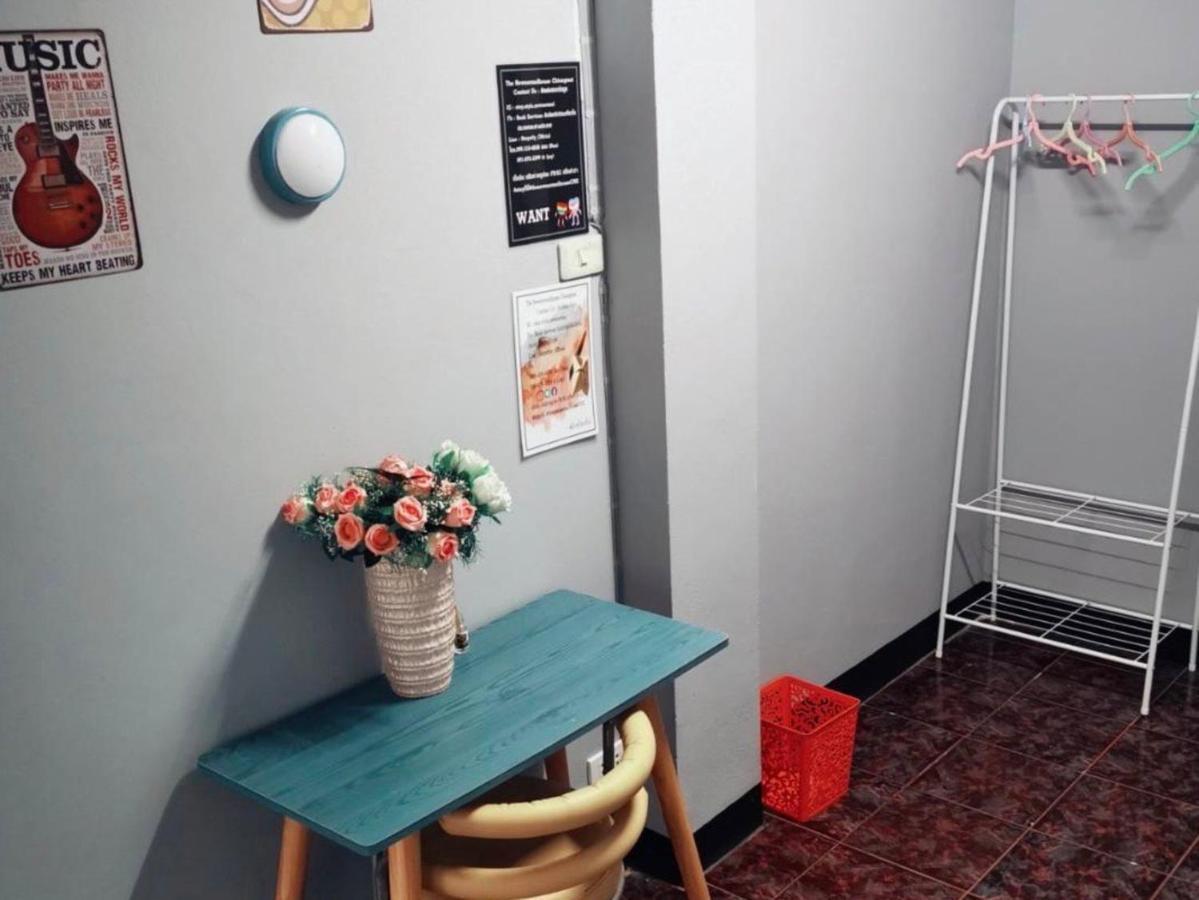 Newnormal Hotel Chiang Mai Zewnętrze zdjęcie