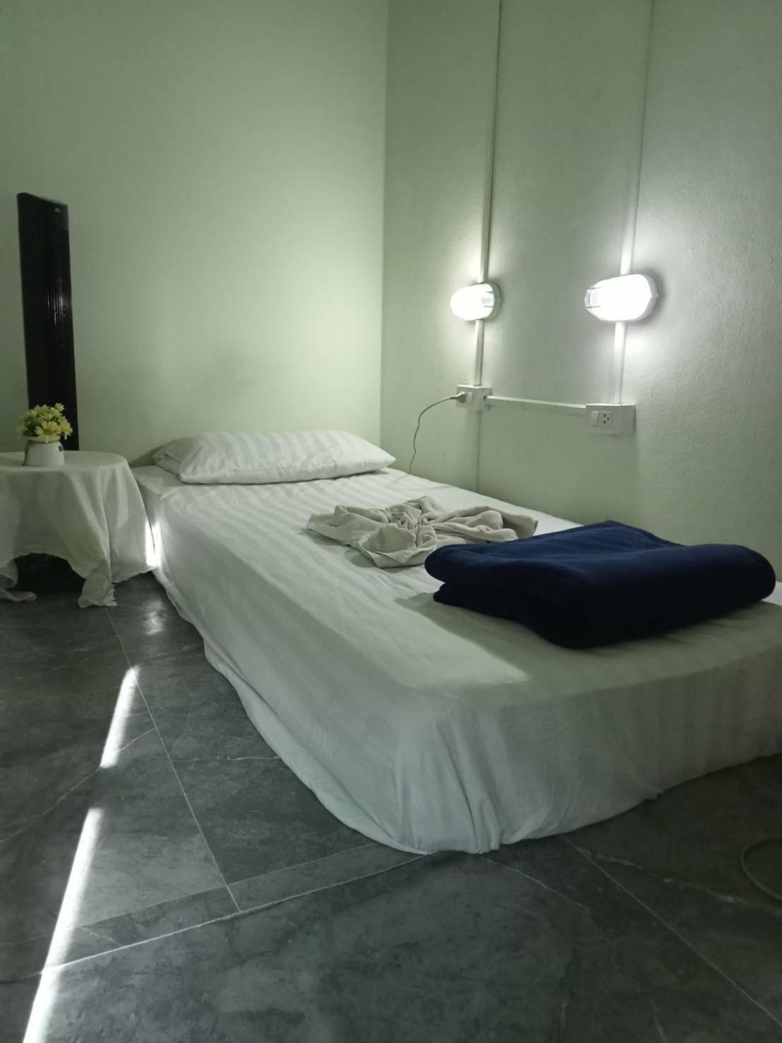 Newnormal Hotel Chiang Mai Pokój zdjęcie